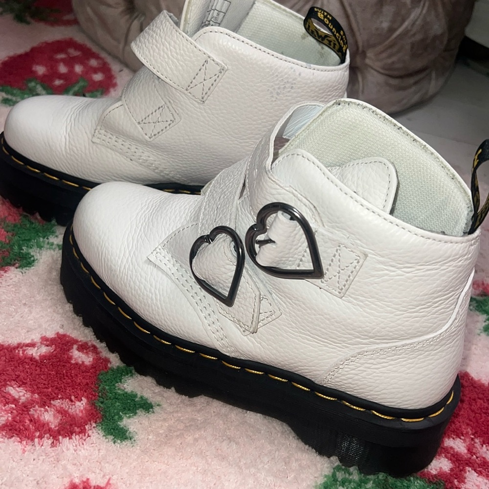 White doc marten heart buckle boots